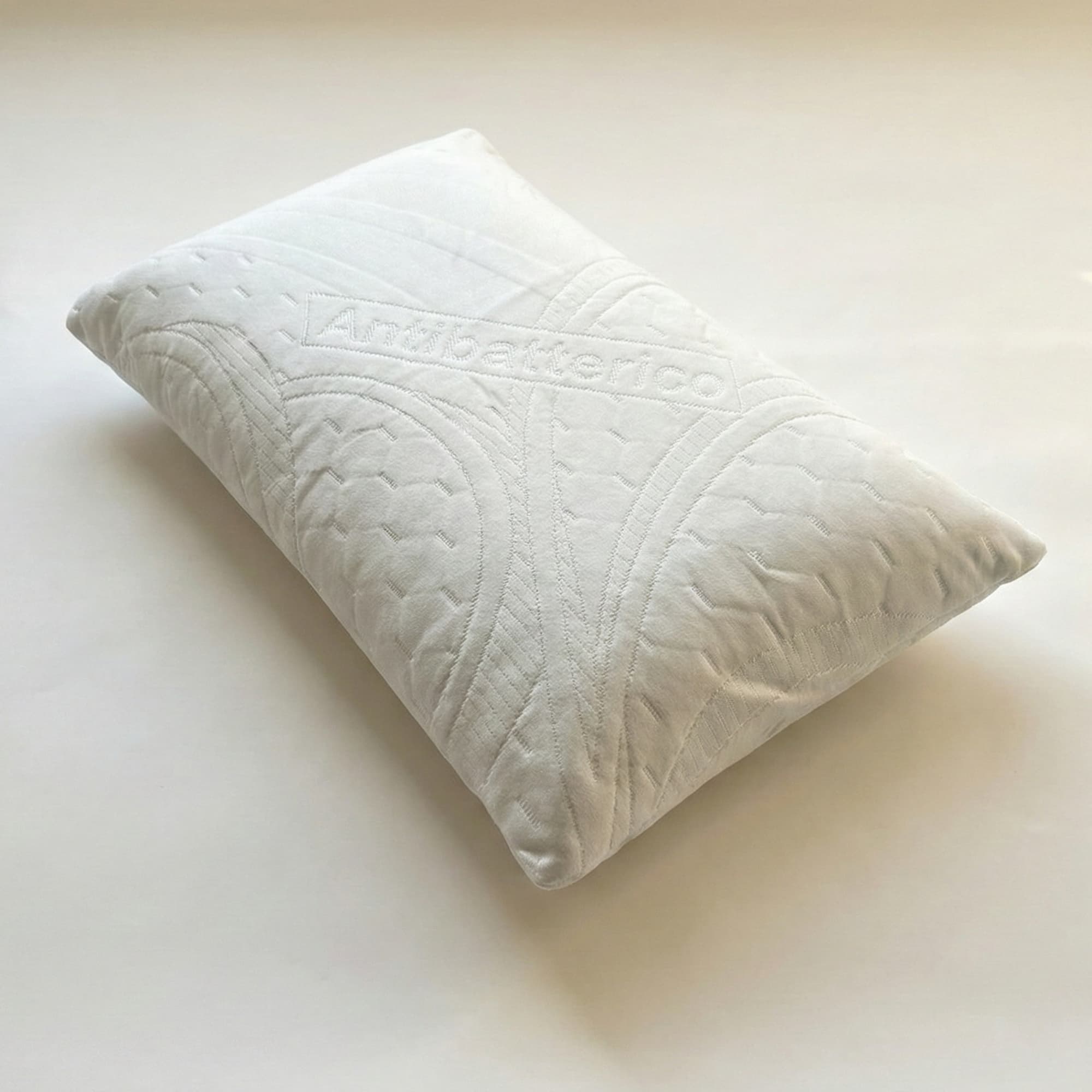 Cuscino Bambino in Memory Foam HD | 7 cm con Federa Antibatterica - Niviababy Lilly