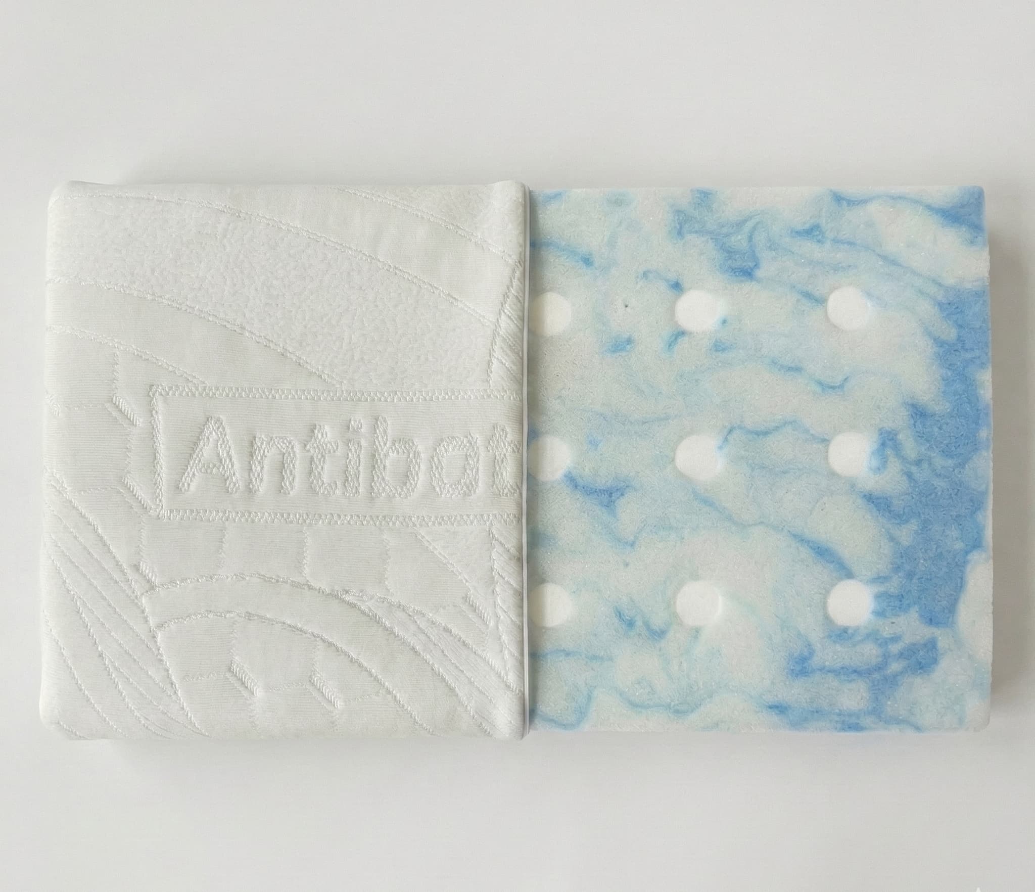 Cuscino Neonato Antisoffoco in Memory Foam HD | 3 cm con Federa Antibatterica - Niviababy Pure